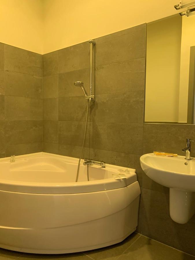 سان بييترو فيرنوتيكو Palazzo 41 Rental Rooms المظهر الخارجي الصورة